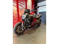 ＤＵＣＡＴＩ　ディアベル　カーボン