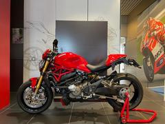 ＤＵＣＡＴＩ　モンスター１２００Ｓストライプ