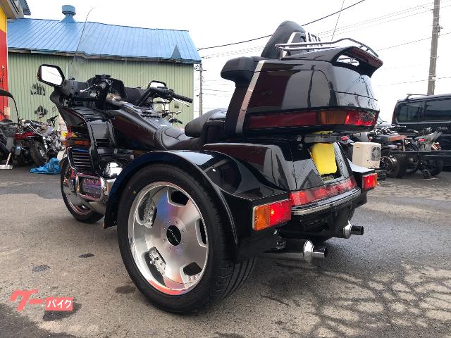トライク トライク（７５１ｃｃ～）ＧＬ１５００ＳＥ　ゴールドウイング　トライクの画像（北海道