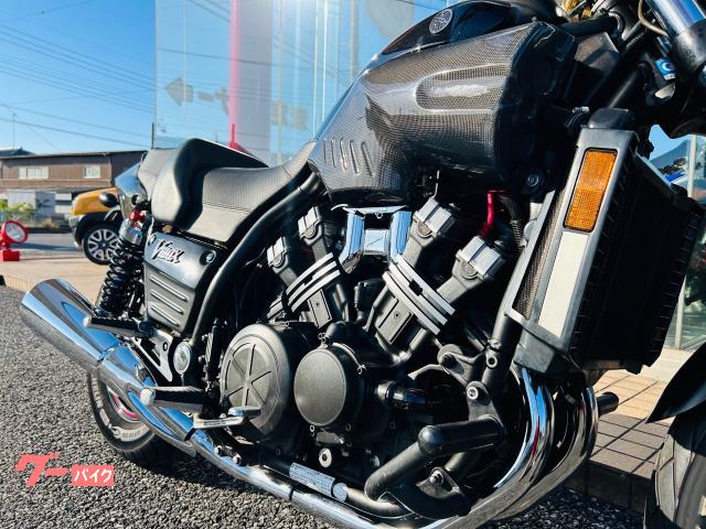 ヤマハ VMAX 最終型 ファイヤーグラデーション｜アップル