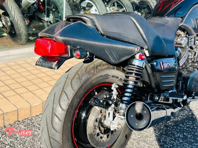 ヤマハ VMAX 最終型 ファイヤーグラデーション｜アップル