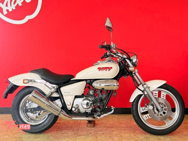 ＭＡＧＮＡ　ＦＩＦＴＹ　　　ＡＣ１３　　キャブ車　ノーマル　クラシカルホワイト