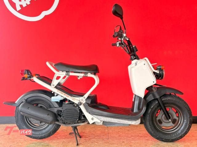 商談中HONDA AF58 ズーマー  キャブ車 ホンダ ズーマー AF58 キャブ車 シャスタホワイト｜アップル館林店