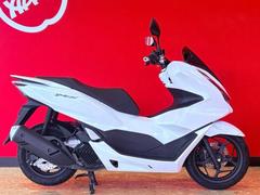 ホンダ　ＰＣＸ１２５　ＡＢＳ　スマートキー　ＬＥＤパールスノーフレーク