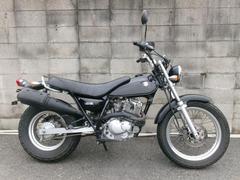 スズキ　バンバン２００　脱力系ストリートモデル　タイヤ前後新品　チェーン新品　自賠責１年付