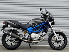 ホンダ　ＶＴＲ２５０　キャブモデル　快適旅仕様　ＧＩＶＩ大型スクリーン　グリップヒーター　ＥＴＣ　ＴＣスポーツフルエキ２本出しマフラー