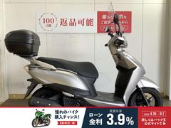 ホンダ　リード１２５　　２０１６年モデル　／　グリップヒーター　／　ＧＩＶＩ製リアボックス　／　スクリーン等装備！