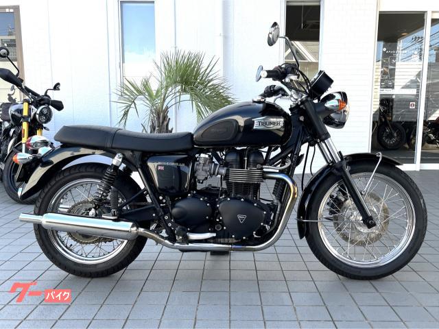 AELLA マフラー　トライアンフ　空冷　ボンネビル t100 ボンネビル T100 アエラ AELAサイレンサー 空冷 FI トライアンフ