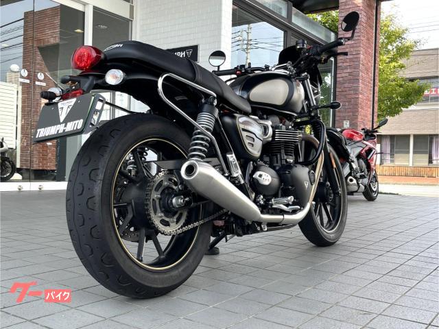 ＴＲＩＵＭＰＨ ストリートツイン ゴールドライン／マットサファイアブラック 厳選下取中古車 グリップヒーター ・ドラレコ他オプション多数装着｜トライアンフ水戸｜新車・中古バイクなら【グーバイク】