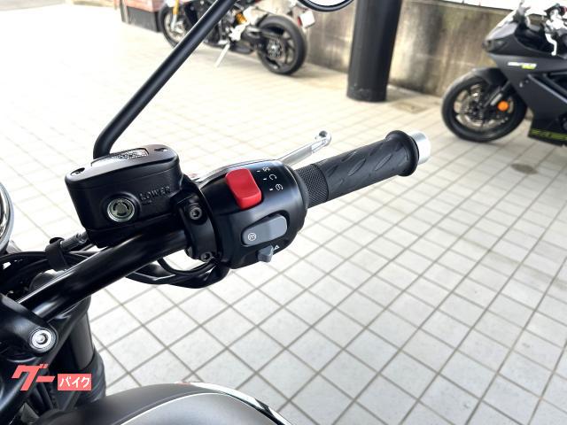 TRIUMPH ボンネビルT120ブラック 新型 マットシルバー