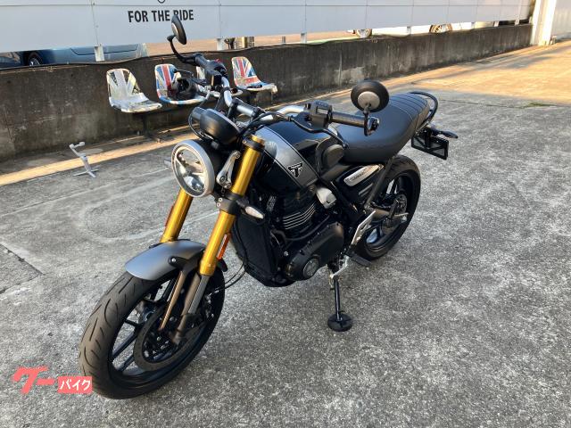 TRIUMPH スピード400 スクランブラーXタンク装着モデル