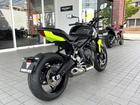 トライデント660 ジェットブラック 登録済未使用車 OPクイックシフター装着済
