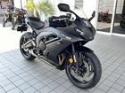 デイトナ660 サテングラナイト／サテンジェットブラック 登録済未使用車 トライアンフシフトアシスト装備