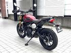 スクランブラー400X カーニバルレッド／ファントムブラック 中古車 エンジンドレッサーバー ロアエンジンバー装備