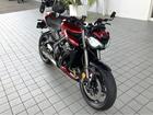 ストリートトリプル765RS カーニバルレッド アップ＆ダウンクイックシフター！