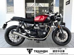 ＴＲＩＵＭＰＨ　スピードツイン１２００　　カーニバルレッド／ストームグレー　２気筒　１００馬力　ハイパーネイキッド