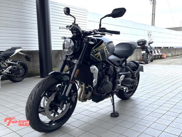 トライデント660 登録済未使用 クイックシフター トライアンフ水戸オリジナルカラー コンペティショングリーン クラシックロゴ