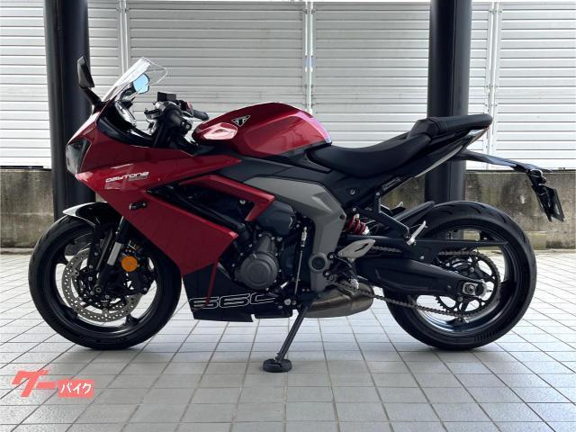 デイトナ660 カーニバルレッド／サファイアブラック 登録済未使用車 トライアンフシフトアシスト装備