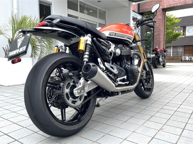 スピードツイン1200RS バハオレンジ／サファイアブラック ローハンドルキット クイックシフター オーリンズ ブレンボ