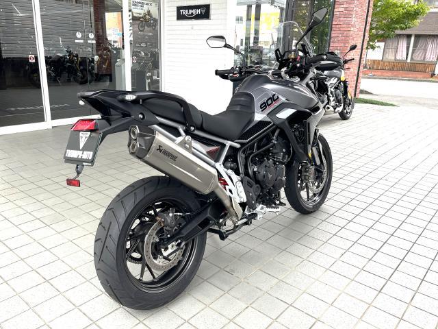 タイガー900GT PRO グラファイト／サファイアブラック アクラボビッチサイレンサー シートヒーター グリップヒーター