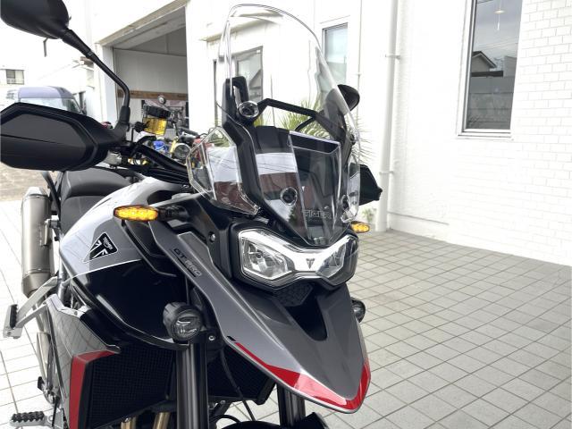タイガー900GT PRO グラファイト／サファイアブラック アクラボビッチサイレンサー シートヒーター グリップヒーター
