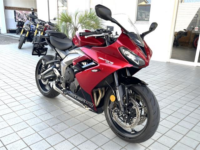 デイトナ660 カーニバルレッド／サファイアブラック クイックシフター フレームスライダー EGプロテクター ETC他装備多数