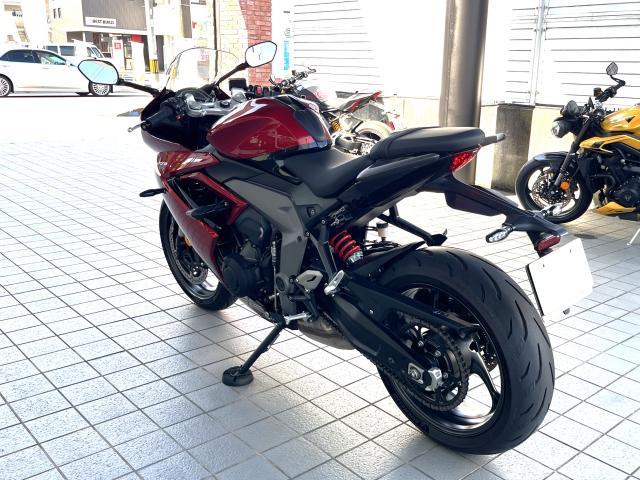 デイトナ660 カーニバルレッド／サファイアブラック クイックシフター フレームスライダー EGプロテクター ETC他装備多数