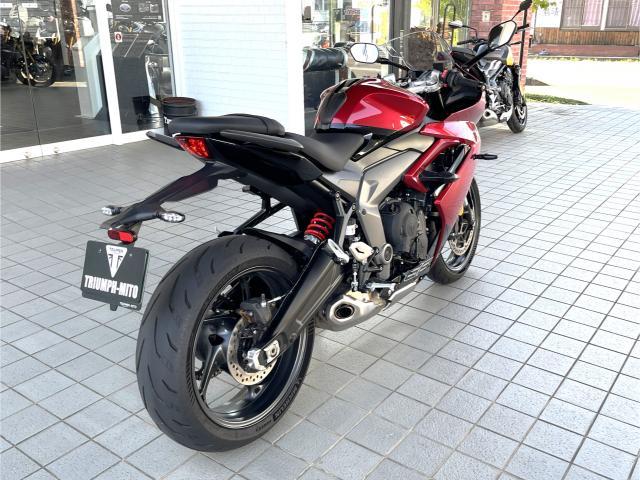 デイトナ660 カーニバルレッド／サファイアブラック クイックシフター フレームスライダー EGプロテクター ETC他装備多数