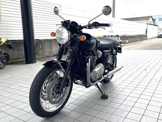ボンネビルT120 ジェットブラック クラシックスタイル 1200CC ツインエンジン