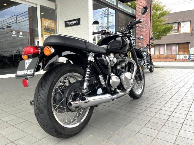 ボンネビルT120 ジェットブラック クラシックスタイル 1200CC ツインエンジン