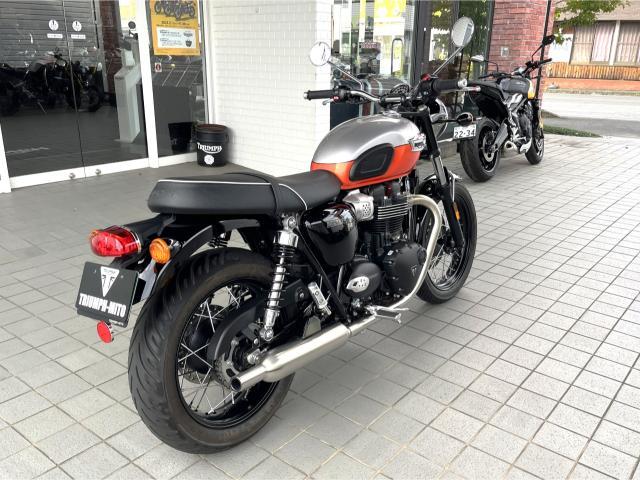 ボンネビルT100 アルミニウムシルバー／バハオレンジ クラシックスタイル 900CC ツインエンジン