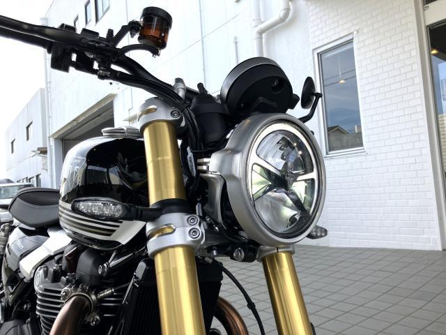 スピードツイン1200RS サファイアブラック クイックシフター オーリンズ ブレンボ 105PS
