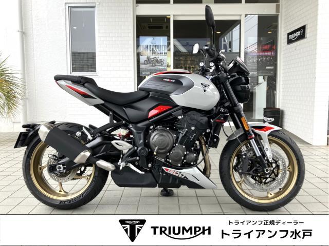 TRIUMPH トライデント800 2026年新型車 アッシュグレー