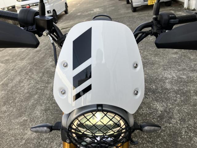 スクランブラー400XC バニラホワイト 専用フライスクリーン ヘッドライトグリル スポークホイール