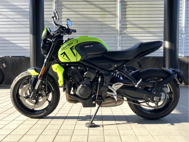 トライデント660 クイックシフター プロテクションカバー バーエンドミラー トライアンフ水戸オリジナルカラー レーシングイエロー