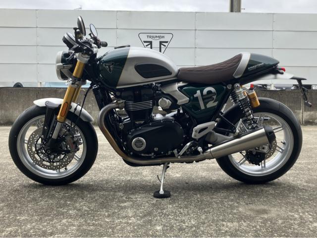 スピードツイン1200カフェレーサーエディション 登録済未使用車 アルミニウム／コンペティショングリーン 脱着シートカウル