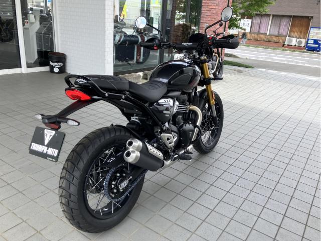 スクランブラー400XC ストームグレー ハイレベルフロントマッドガード＆フライスクリーン