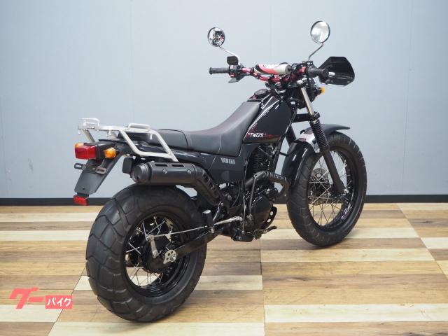 ヤマハ TW225E 後期型 社外ハンドル リアキャリア装備｜バイク王