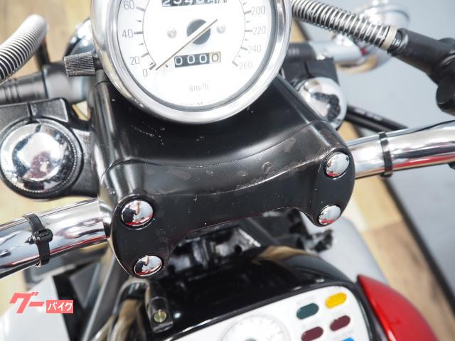 【配送料込み25,000円に変更しました】千葉県野田市発　2000年式VMAX1200 2LTカナダ仕様の外装４点セット （ダミータンク、ダミーエアダクト左右、フロントフェンダー） ヤマハ VMAX 2LT 5GK7型 カナダ仕様逆車 20th