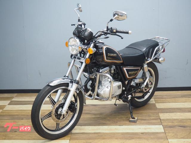 スズキ GN125－2F 2018年モデル エンジンガード装備