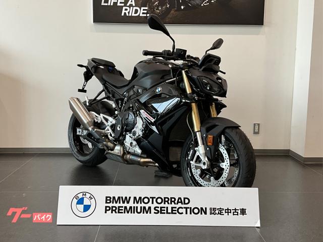 Ｓ１０００Ｒ　ツーリングパッケージ　グリップヒーター　キーレス　タイヤ空気圧センサー　シフトアシストプロクルーズコントロール