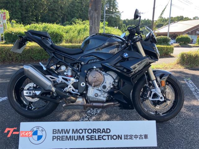 Ｓ１０００Ｒ　Ｍカーボンパーツ　クイックシフター　グリップヒーター　クルーズコントロール