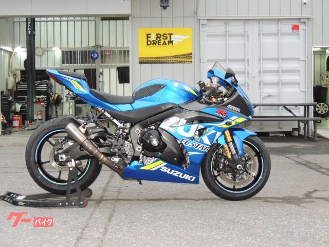 社外スリップオンマフラー　フェンダーレスキット　スライダー　バックステップ　エンジンカバー　グリップヒーター　レバーガード
