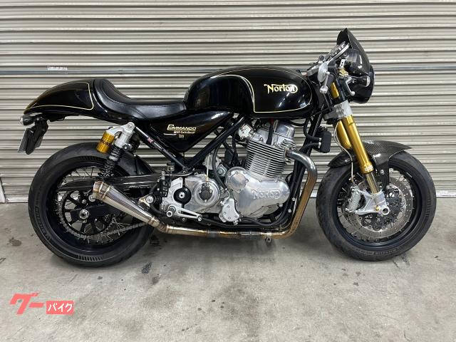 NORTON コマンド961カフェレーサー 社外マフラー ETC｜平