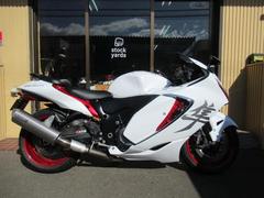 スズキ　ハヤブサ（ＧＳＸ１３００Ｒ　Ｈａｙａｂｕｓａ）／スペックＡサイレンサー／マジカルカーボンリアフェンダー／キジマフェンレス