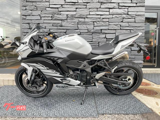 【2024福袋】 カワサキ Ninja ZX－4R SE 2025年 クイック ジャケット・アウター