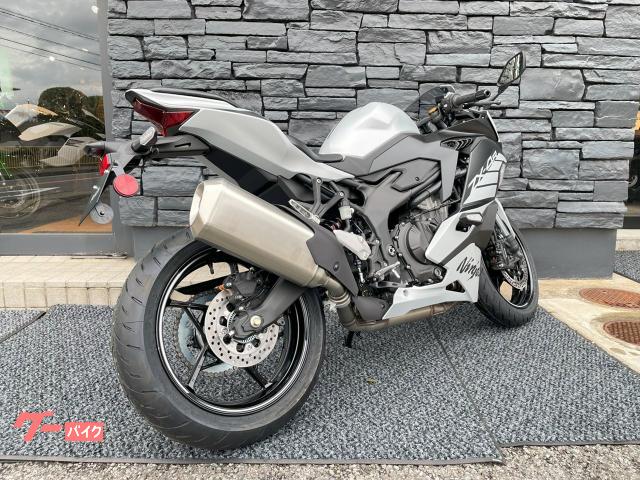 カワサキ Ninja ZX－4R SE 2025年 クイック