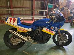 ヤマハ　ＸＪＲ４００　４ＨＭ　耐久カウル　モリワキフォーサイト　オーリンズリアサス　モリワキエンジンカバー　バックステップ　セパハン