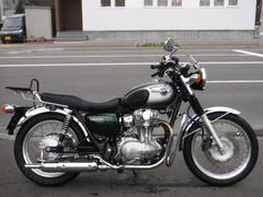 カワサキ　Ｗ８００　ＦＩ　ツーリング仕様　Ｒキャリア　Ｒボックス　バンパー　ＥＴＣ　メーターバイザー　車検２年
