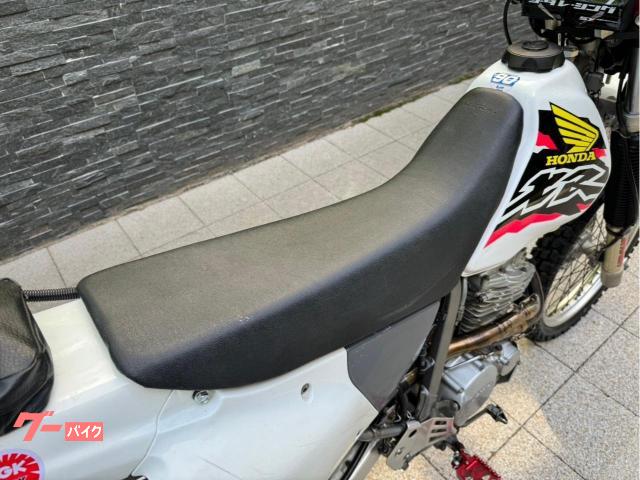 ホンダ ＸＲ２５０ ＭＤ３０前期 カスタム ＰＪ３６キャブ ＲＳＶコンペパイプ＆ＯＺサイレンサー オイルクーラー ｜ＧＴ３モーターサイクル｜新車・中古バイクなら【グーバイク】